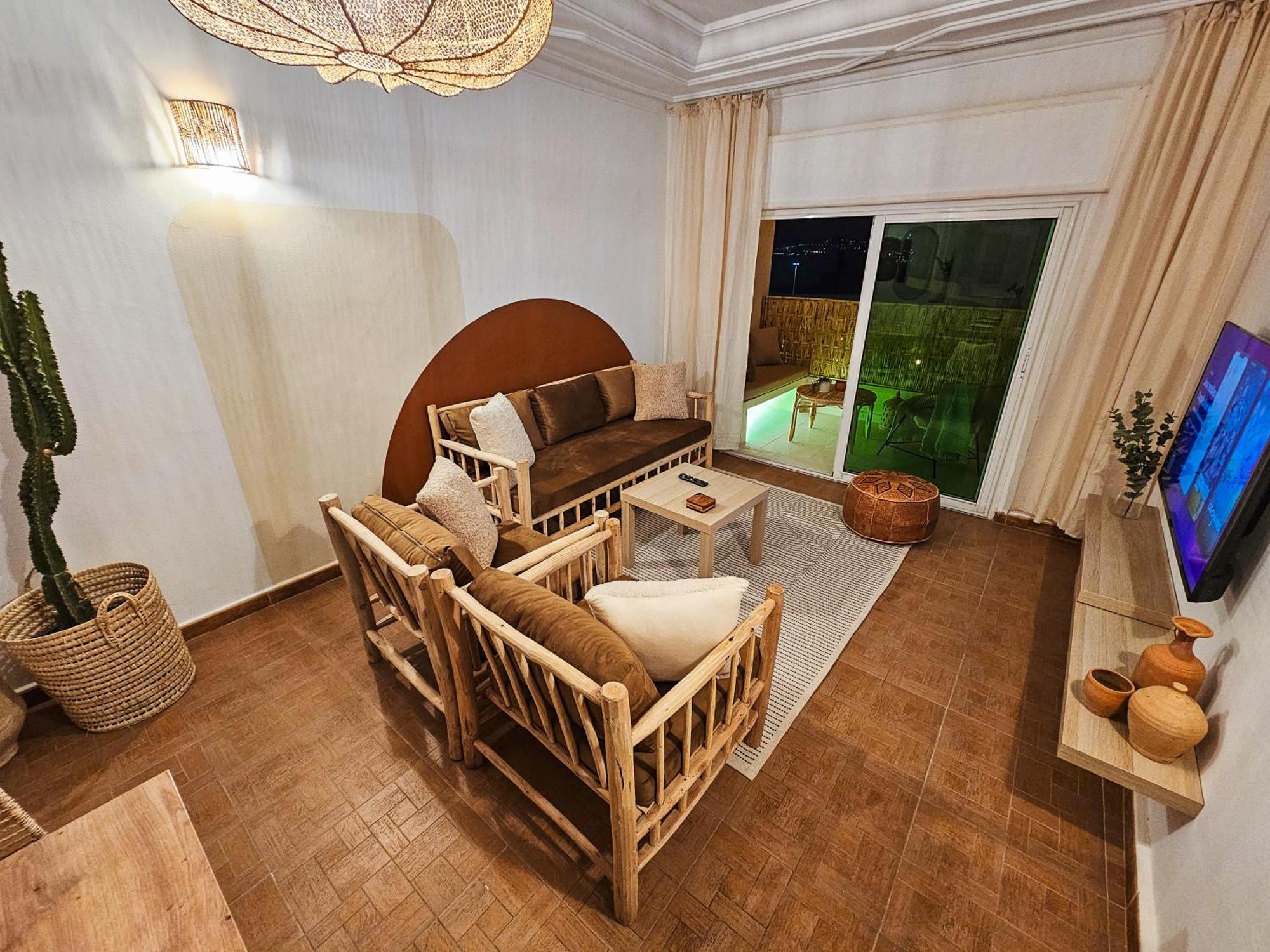 Boulevard - Stylish & Elegant Sea View - Amazing Location