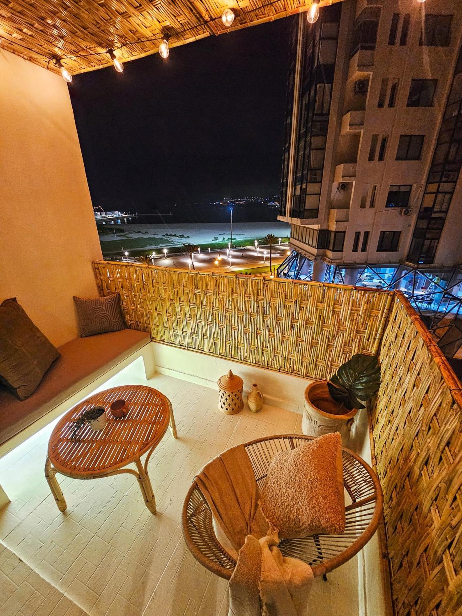 Boulevard - Stylish & Elegant Sea View - Amazing Location *