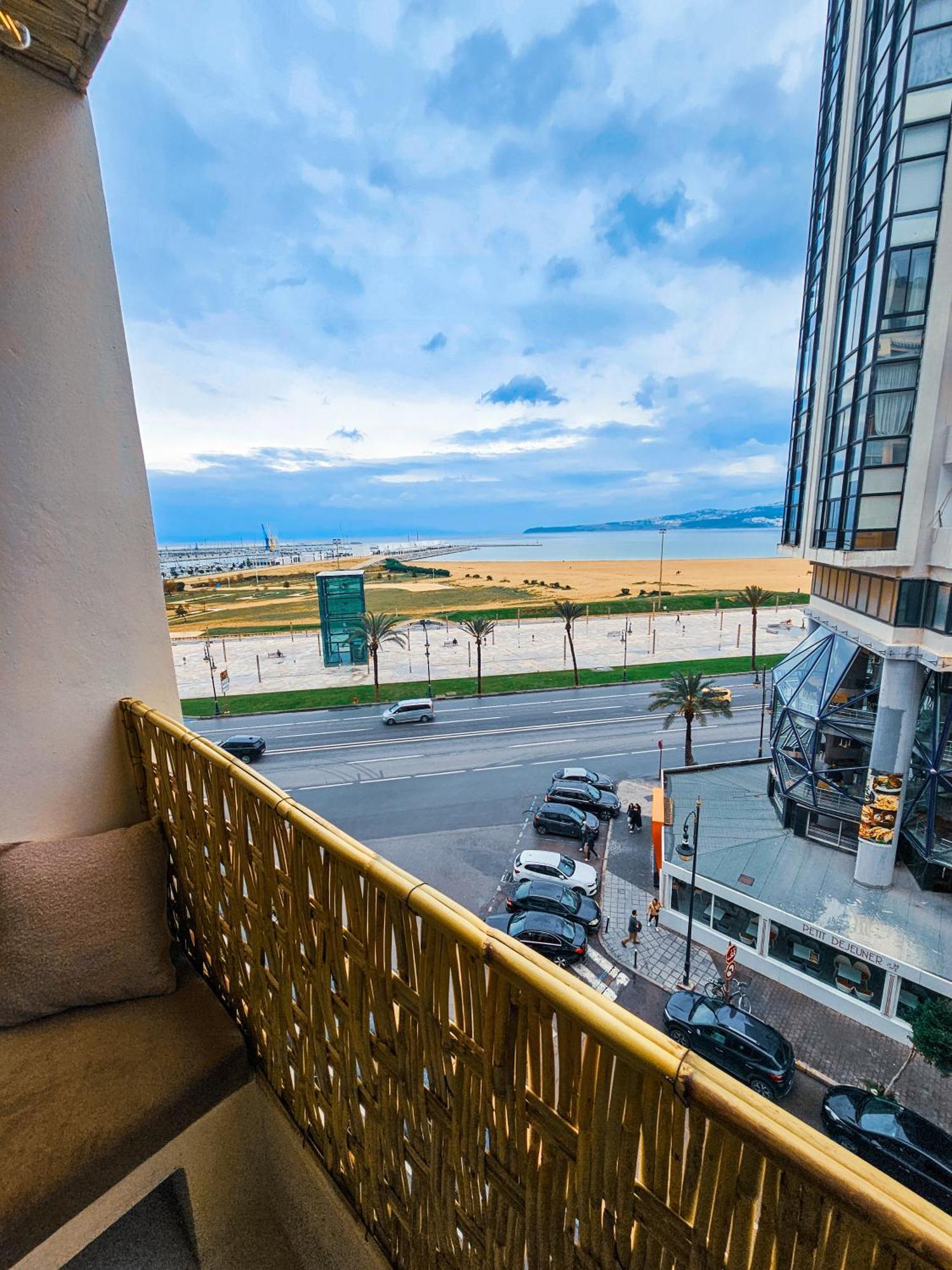 Boulevard - Stylish & Elegant Sea View - Amazing Location Appartement Tanger
